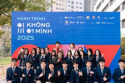 'Không một mình' trở lại: Kết nối để được bảo vệ, kết nối không gây tổn thương