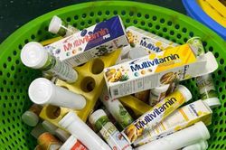 Hơn 1,2 triệu lọ C sủi nghi giả được bán qua nhiều kênh, chất bảo quản vượt ngưỡng 20 lần