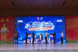Hơn 1.800 học sinh Thủ đô được tư vấn định hướng nghề nghiệp