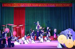 Tổng duyệt chương trình tham gia Ngày hội Văn hóa dân tộc Mông lần thứ IV