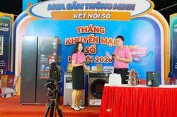 Hà Nội nâng tầm thương nhân từ 'gian hàng số'