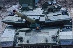 UAV Ukraine không còn là 'ác mộng' với xe tăng T-90M Nga?