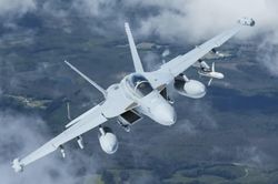 EA-18G Growler: Vì sao Mỹ cần một máy bay chuyên 'đánh mù' phòng không đối phương?