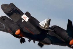 Trinh sát cơ SR-71 phải dùng nhiên liệu JP-7 đặc biệt