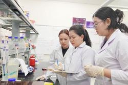 Thương mại hóa kết quả nghiên cứu ở trường đại học