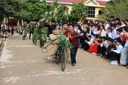 Đưa lịch sử Chiến thắng Điện Biên Phủ đến với học sinh Nà Hỳ