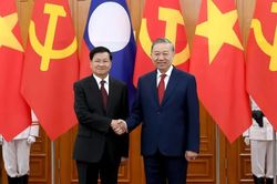 Thúc đẩy nội hàm 'gắn kết chiến lược' Việt Nam-Lào