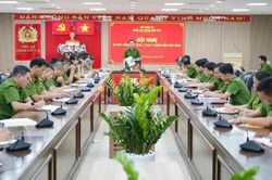 Công an thành phố Huế, phát hiện, xử lý hơn 16.000 trường hợp vi phạm trật tự đô thị