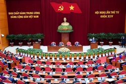Ngày làm việc thứ hai Hội nghị lần thứ tư Ban Chấp hành Trung ương Đảng khóa XIV