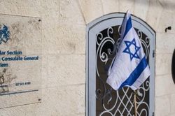 Căng thẳng leo thang, Anh phát cảnh báo cứng rắn với Israel