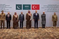 Lực lượng Houthi tấn công Saudi Arabia, Liên minh Mecca kích hoạt cơ chế phòng thủ tập thể