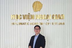 Từ giảng đường đến những bài phóng sự: khi ThS. Choi Wonseok và sinh viên DAV cùng kể câu chuyện Việt - Hàn