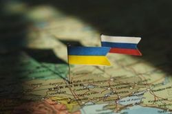 650 UAV Ukraine bay về phía Moscow, kho dầu quy mô lớn bị tập kích