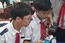 Đà Nẵng đưa Robotics đến với thiếu nhi miền núi, khơi dậy tư duy công nghệ