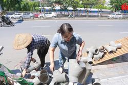 Người dân Hà Nội bắt đầu chuyển đồ, chuẩn bị bàn giao mặt bằng Quốc lộ 1A