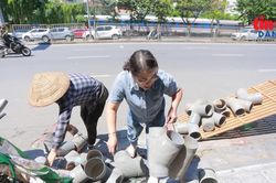 Người dân Hà Nội bắt đầu chuyển đồ, chuẩn bị bàn giao mặt bằng Quốc lộ 1A