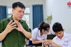 Khoa học công nghệ mở cửa tri thức cho học sinh khiếm thị