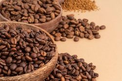 Giá nông sản hôm nay (6/10): Giá cà phê ổn định, hồ tiêu neo ở mức cao