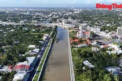 Nhịp sống đô thị ven dòng sông Bảo Định
