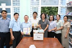Cục Văn hóa cơ sở, Gia đình và Thư viện khảo sát tại Trung tâm Dịch vụ, sự nghiệp công xã Thuận Bắc