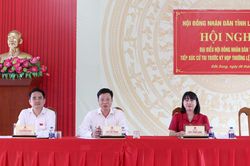 Chủ tịch HĐND tỉnh Lâm Đồng Lưu Văn Trung tiếp xúc cử tri xã Đắk Song
