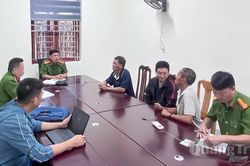 Công an xã Kim Ngân hỗ trợ người dân tìm lại người thân sau gần 10 năm mất liên lạc