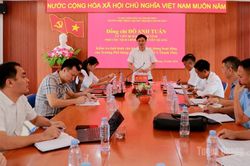 Phó Chủ tịch UBND tỉnh Đỗ Anh Tuấn kiểm tra Trường Phổ thông nội trú Tiểu học và THCS Thanh Thủy