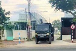 Khánh Hòa: Xác minh, xử lý loạt ô tô chở hàng chạy vào đường hạn chế tải trọng