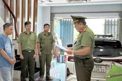 Triệt phá đường dây mua bán hóa đơn của hàng trăm công ty 'ma'