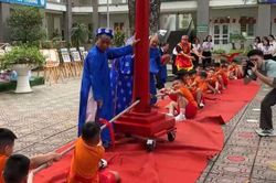 Học sinh Long Biên trải nghiệm di sản Hà Nội