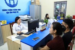 Cải cách hành chính: Tháo gỡ vướng mắc, kiến tạo nền hành chính phục vụ Bài cuối: Cán bộ - 'Mắt xích' quan trọng của cải cách hành chính