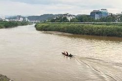 Đã tìm thấy thi thể cán bộ kiểm lâm trên sông Hồng