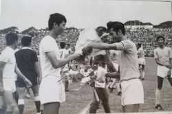 Một thế hệ tài năng, cá tính và giàu tình yêu với bóng đá