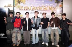 'Gõ cửa chuyến tàu mỹ nam': Khán giả trực tiếp tham gia câu chuyện