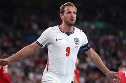 Tuyển Anh đại thắng trong ngày Harry Kane đi vào lịch sử