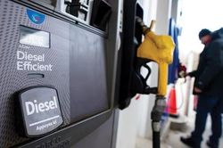 Diesel - Điểm nghẽn của thị trường năng lượng