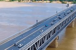 Cấm xe tải 2 tấn qua cầu Thăng Long từ ngày 9/10