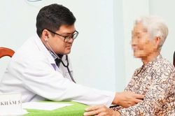 Giám đốc Sở Y tế TPHCM nói về các bệnh viện đồng hành với 168 trạm y tế