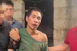 Hành tung kẻ vận chuyển 35 bánh heroin, luôn mang súng bên người