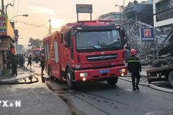 Cháy cửa hàng xe máy khiến 2 người bị thương tại Thành phố Hồ Chí Minh