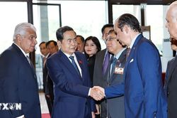 Chủ tịch Quốc hội Trần Thanh Mẫn hội kiến Tổng thống Panama