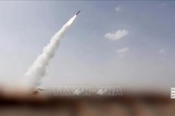 Saudi Arabia đánh chặn tên lửa đạn đạo của Houthi