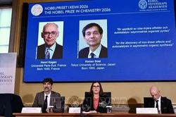 Nobel 2026: Lời giải cho bí ẩn hóa học tồn tại hơn một thế kỷ