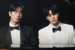Four Hands, Two Sonatas kết thúc với mức rating cao nhất
