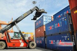 Xuất khẩu tạo lực kéo, góp phần đưa kinh tế Việt Nam bứt tốc năm 2026
