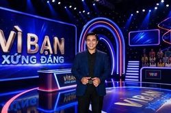 MC Quyền Linh không còn dẫn chương trình “Vì bạn xứng đáng”