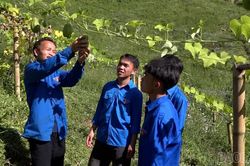 Sức trẻ ở Tà Xi Láng
