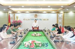 Đề xuất giải pháp hỗ trợ thôn, bản thực hiện thủ tục hành chính và 'Bình dân học vụ số'