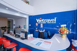 Vietravel vay nóng hàng trăm tỷ, thế chấp từ ô tô đến cổ phiếu để làm gì?