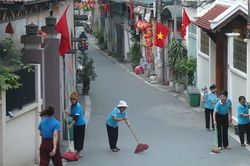 Phụ nữ xã ô Diên - Chung tay giữ sạch quê hương